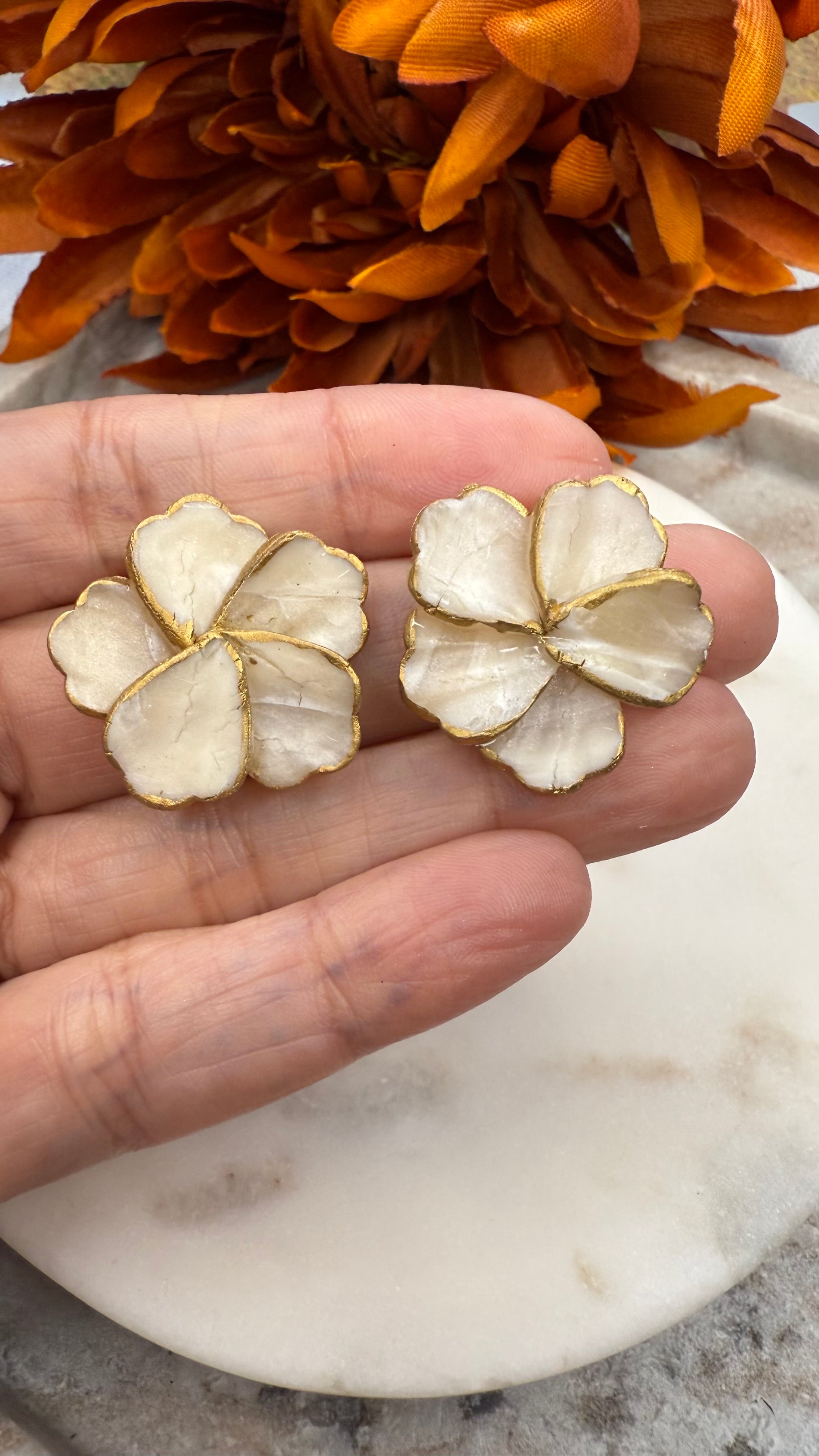 White Marbled Flower Statements (3 sizes)